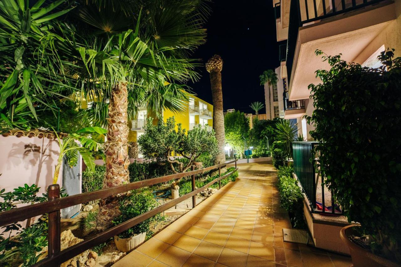 Apartamentos Palm Court Benidorm Kültér fotó