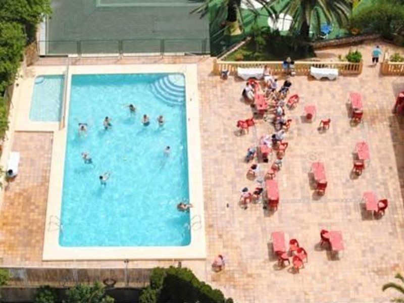 Apartamentos Palm Court Benidorm Kültér fotó