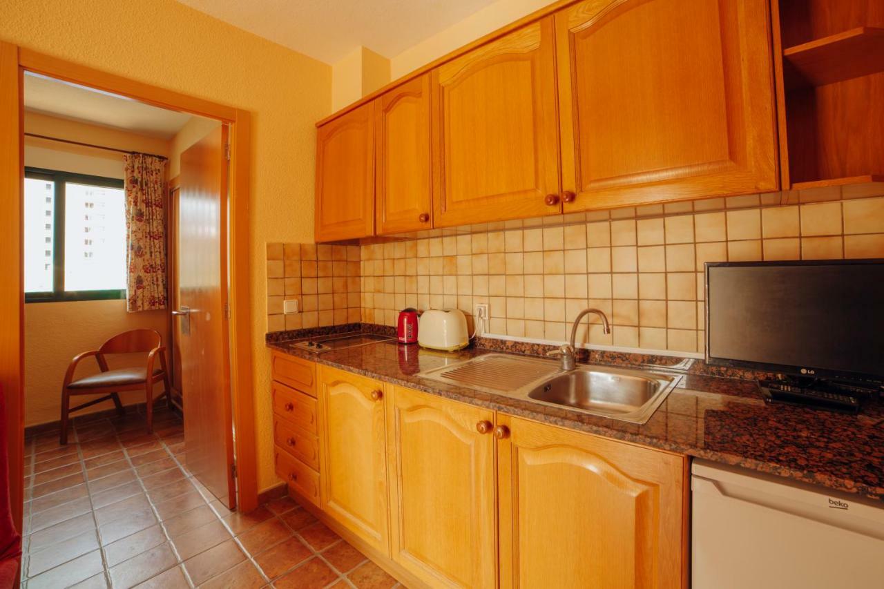 Apartamentos Palm Court Benidorm Kültér fotó