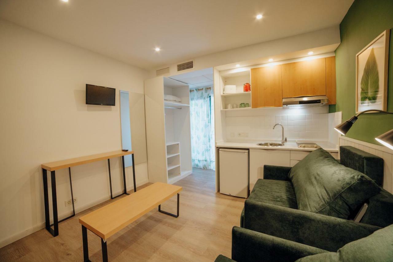 Apartamentos Palm Court Benidorm Kültér fotó