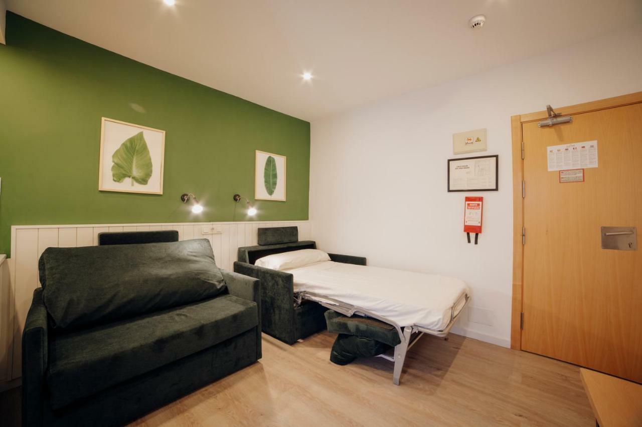 Apartamentos Palm Court Benidorm Kültér fotó