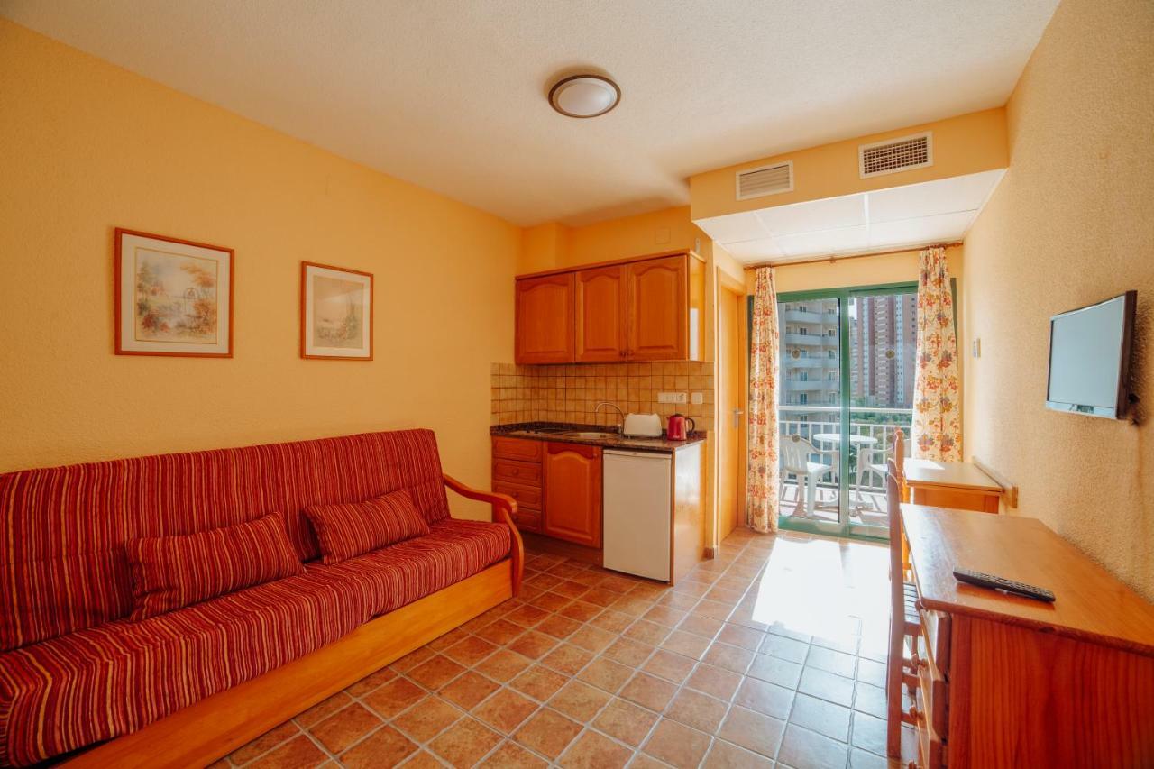 Apartamentos Palm Court Benidorm Kültér fotó